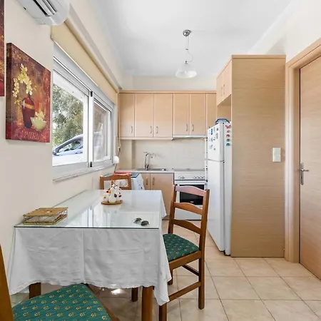 Apartment Cosy Beachside Nikiana